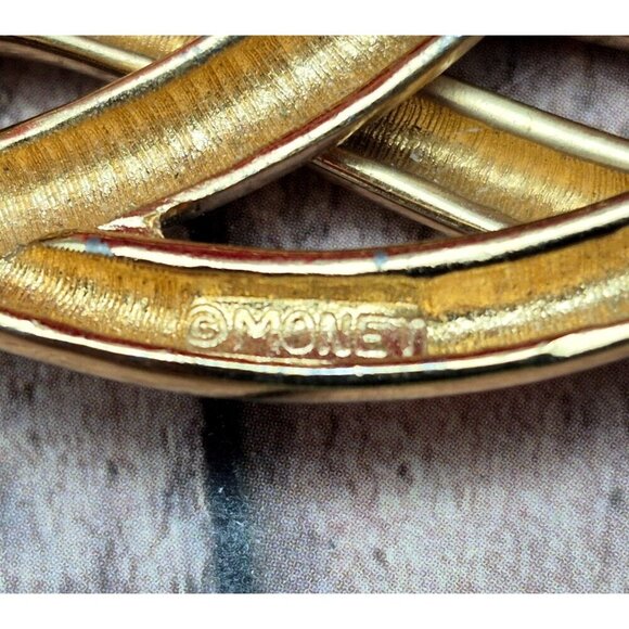 Classic MONET Vintage Brooch Pin Twist Design 2.5" Gold Tone - Picture 5 of 6